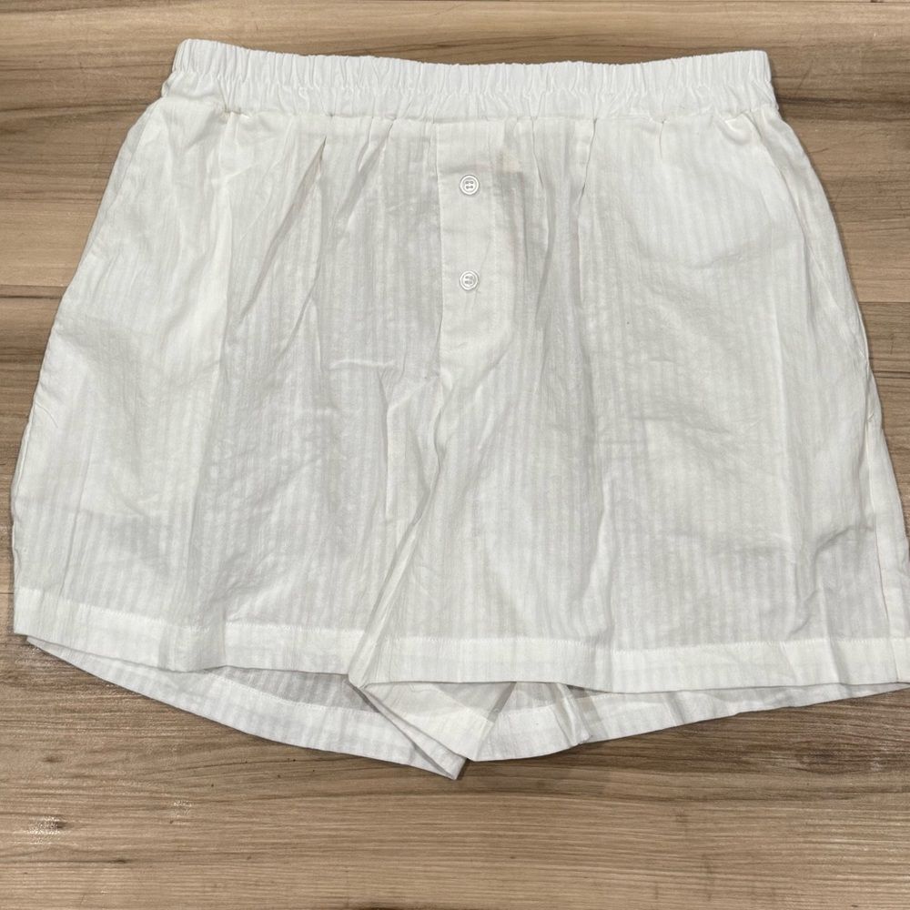 Happily Grey White Cotton Shorts Women’s Medium